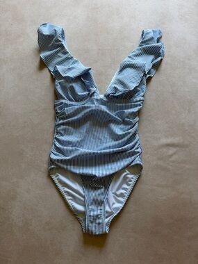 J. Crew Ruched & ruffle sleeve plunge one-piece swimsuit • size 4 • NWT • BY352